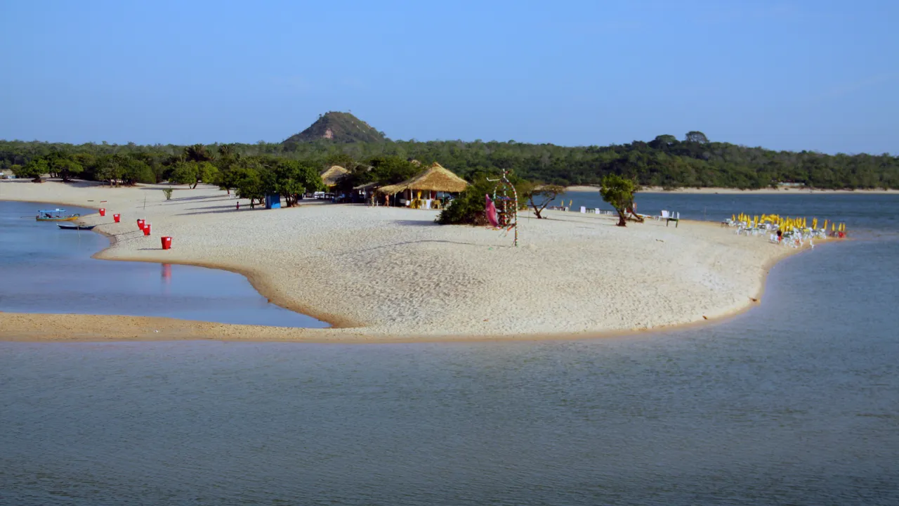 Praia de Alter do Chão, destino barato na Amazônia